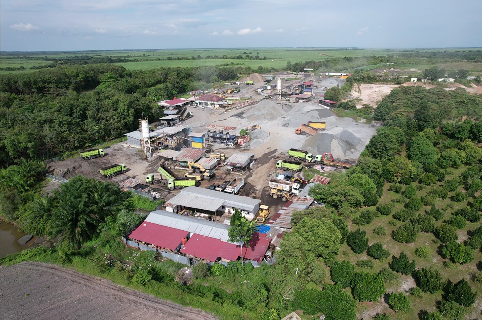 Dermaga Pelabuhan Ahmad Yani
