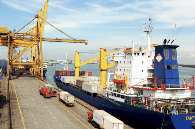 DERMAGA EX PRESIDEN DAN PEMBANGUNAN LAPANGAN DRY BULK EX. DERMAGA PRESIDEN DI PELABUHAN TANJUNG PRIOK