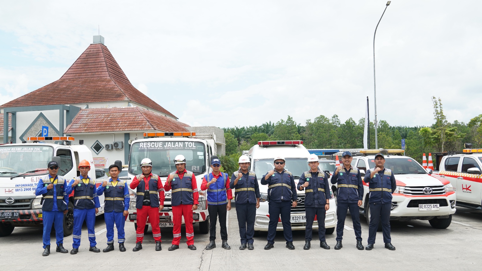 SINERGI MULTI-STAKEHOLDER DAN INOVASI LAYANAN, HUTAMA KARYA  BERHASIL WUJUDKAN MUDIK SELAMAT, AMAN, DAN LANCAR DI JTTS