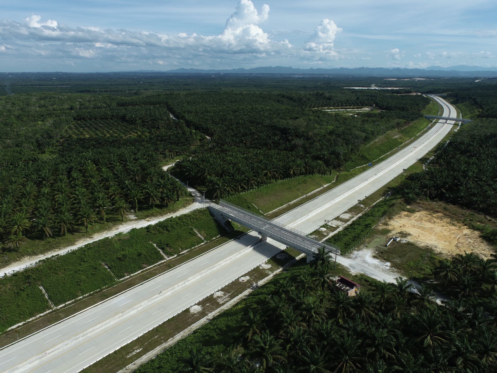 JALAN TOL PEKANBARU - BANGKINANG MULAI BEROPERASI TANPA TARIF MULAI 27 OKTOBER PUKUL 07.00 WIB