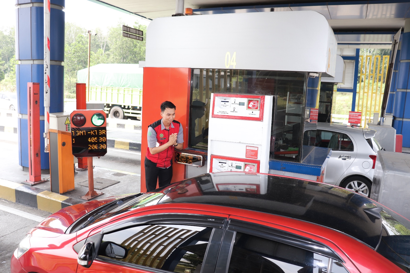 CATAT PENDAPATAN POSITIF, HKA RAIH PREDIKAT PROSPEK LEMBAGA STABIL PEMERINGKAT KREDIT PEFINDO