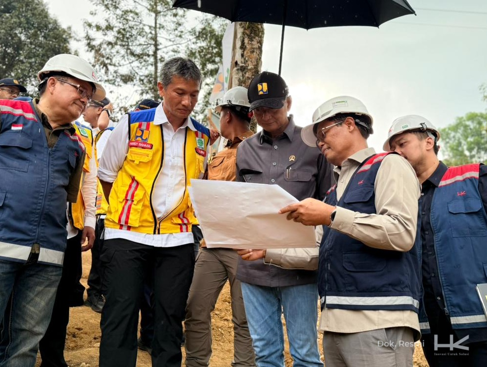 MENTERI PU DAN HUTAMA KARYA PASTIKAN PENANGANAN LONGSOR RUAS TARUTUNG–SIBOLGA TUNTAS JELANG MUDIK LEBARAN